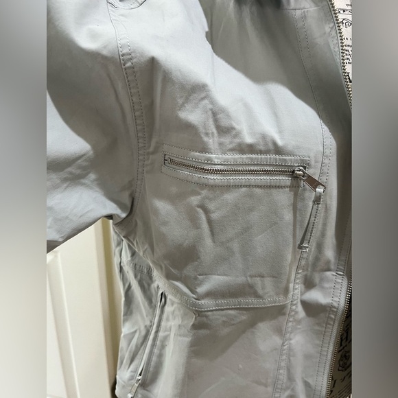 Thakoon Jacket, Pale Gray color Size Medium NWT TECHNICAL WINDBREAKER - Picture 2 of 10